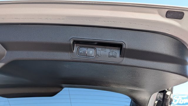 Certified 2024 Ford Explorer XLT AWD/4WD image 12