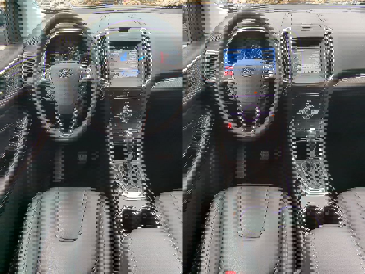 Certified 2018 Ford Edge Titanium w/ Technology Package image 14