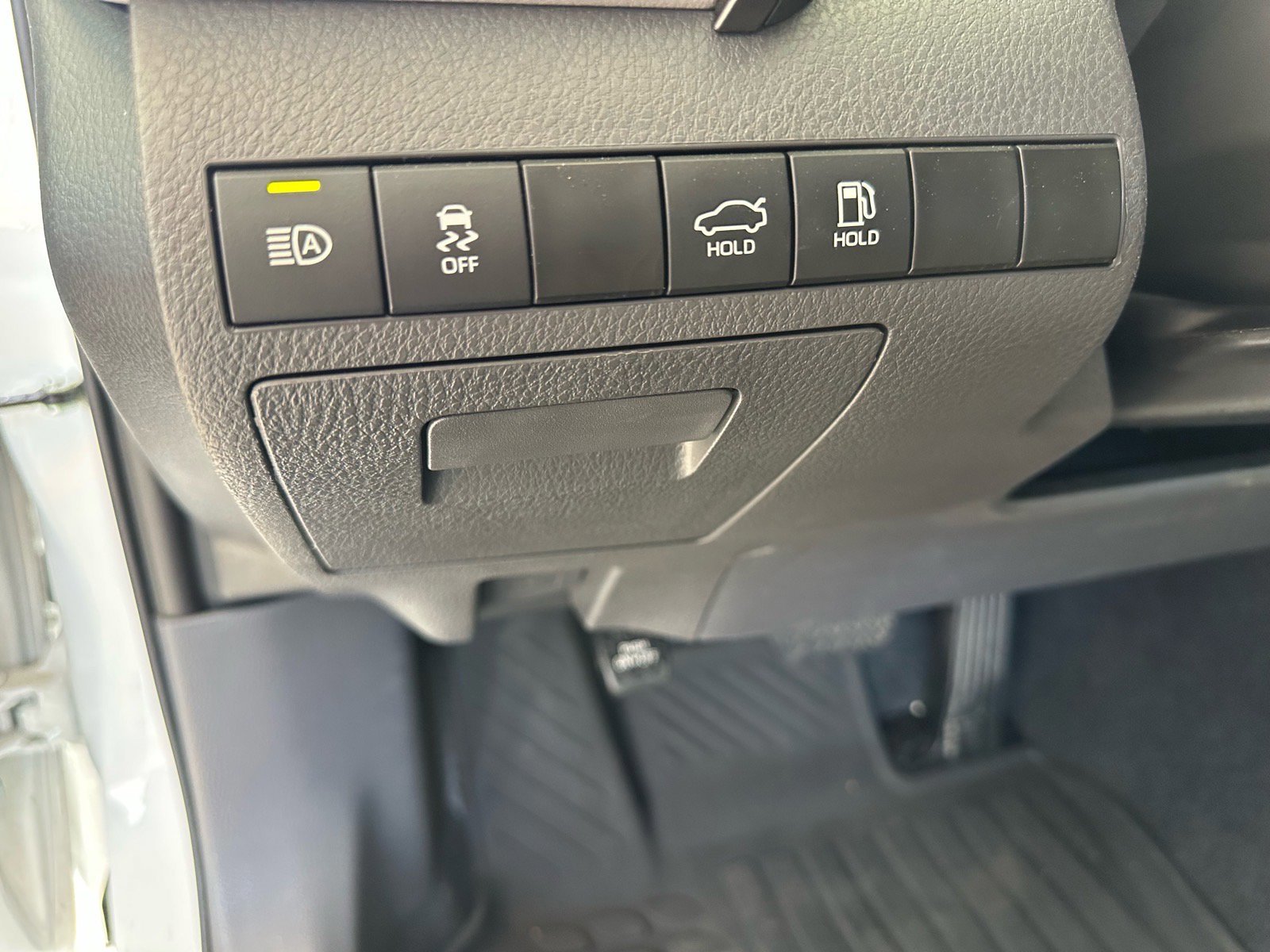 Used 2023 Toyota Camry SE w/ Convenience Package image 24