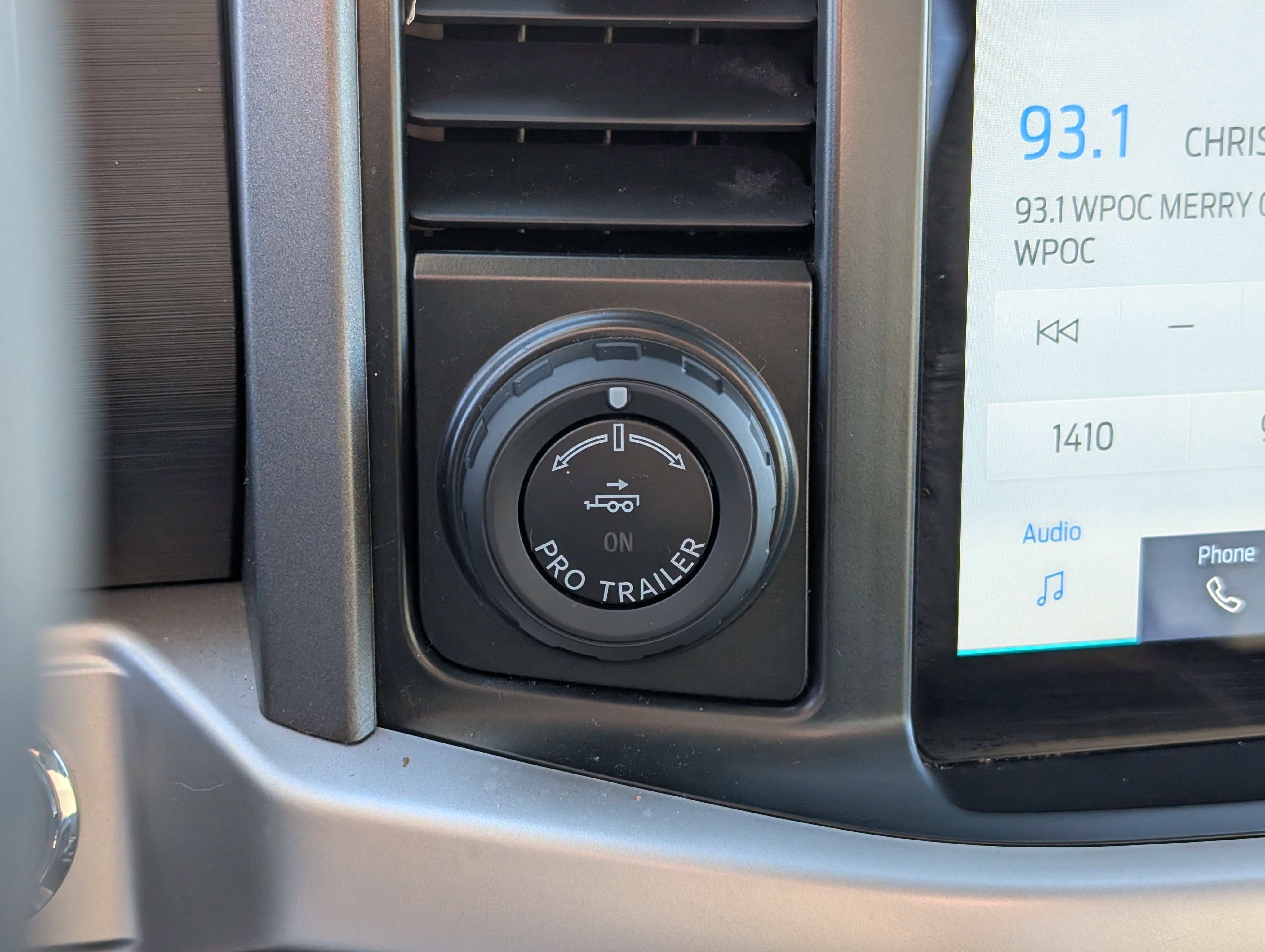 Certified 2022 Ford F150 XLT w/ Equipment Group 302A High image 25