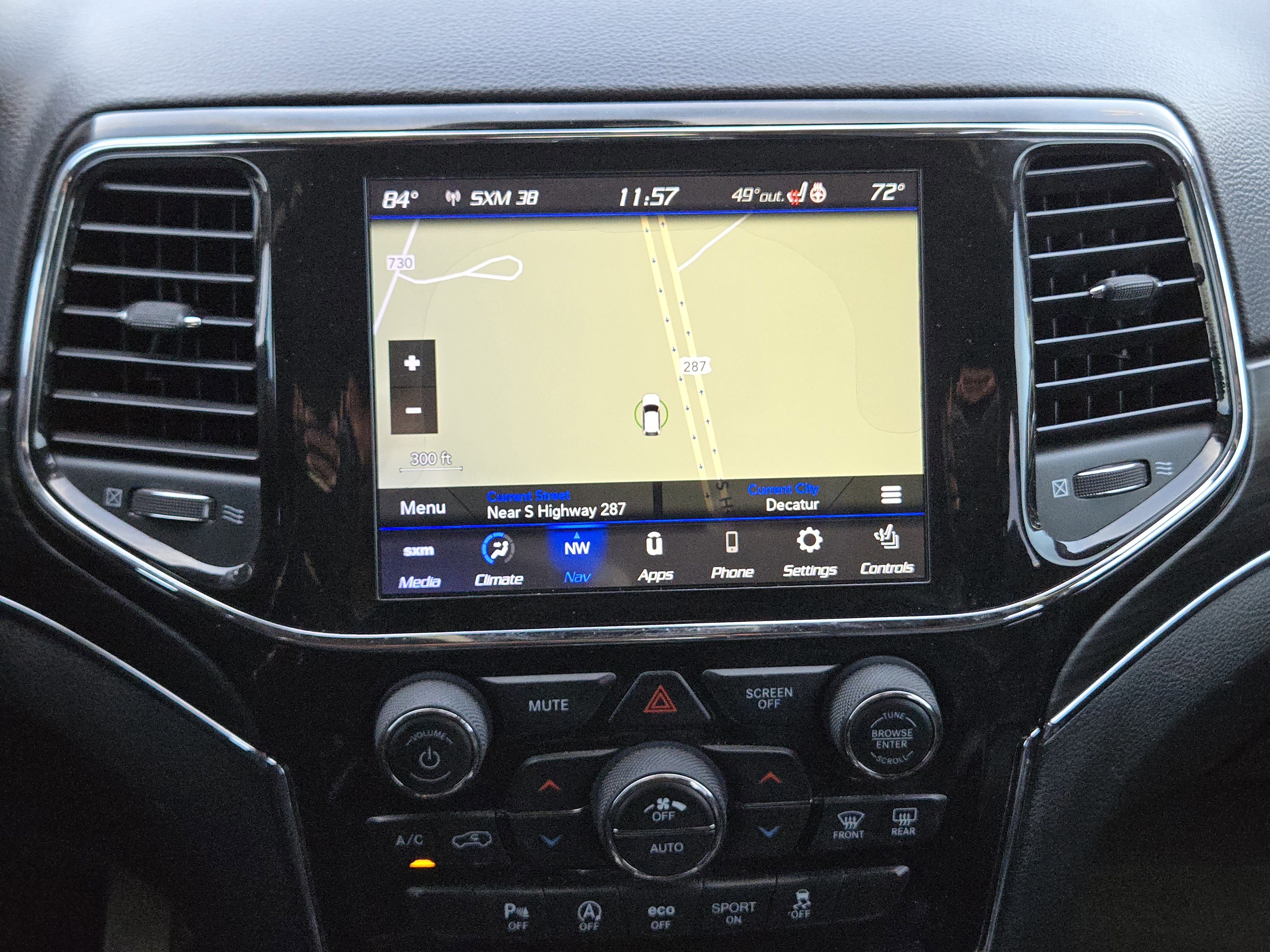 Used 2021 Jeep Grand Cherokee Limited image 18