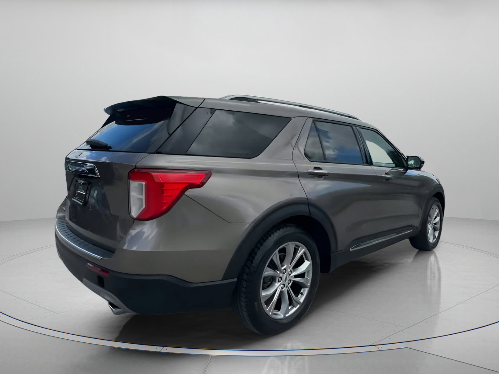 Certified 2021 Ford Explorer Limited w/ Equipment Group 301A image 20