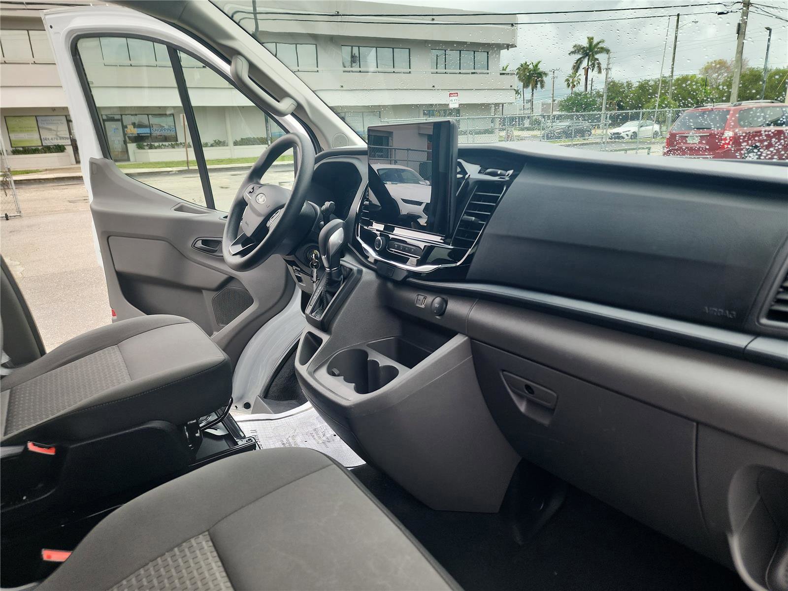 Certified 2023 Ford Transit 350 XLT RWD image 21