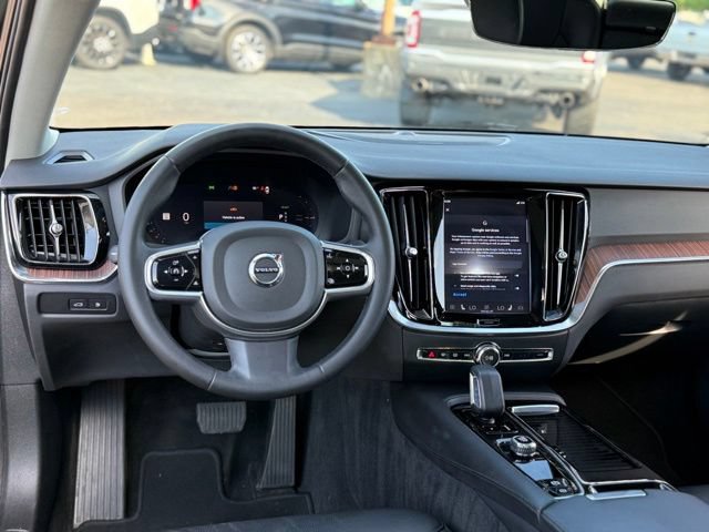 Used 2023 Volvo S60 T8 Plus AWD/4WD image 8