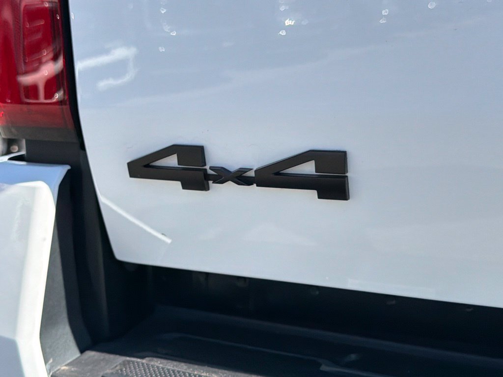Used 2025 Toyota Tacoma TRD Sport AWD/4WD image 17