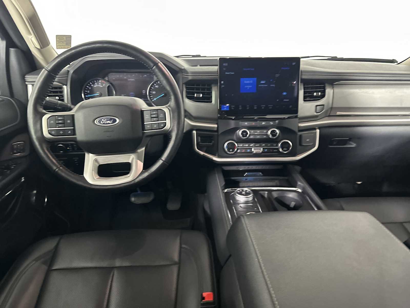Certified 2024 Ford Expedition Max XLT image 26