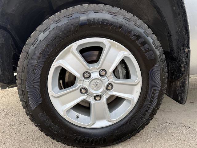 Used 2020 Toyota Tundra SR5 w/ SR5 Upgrade Package AWD/4WD image 10