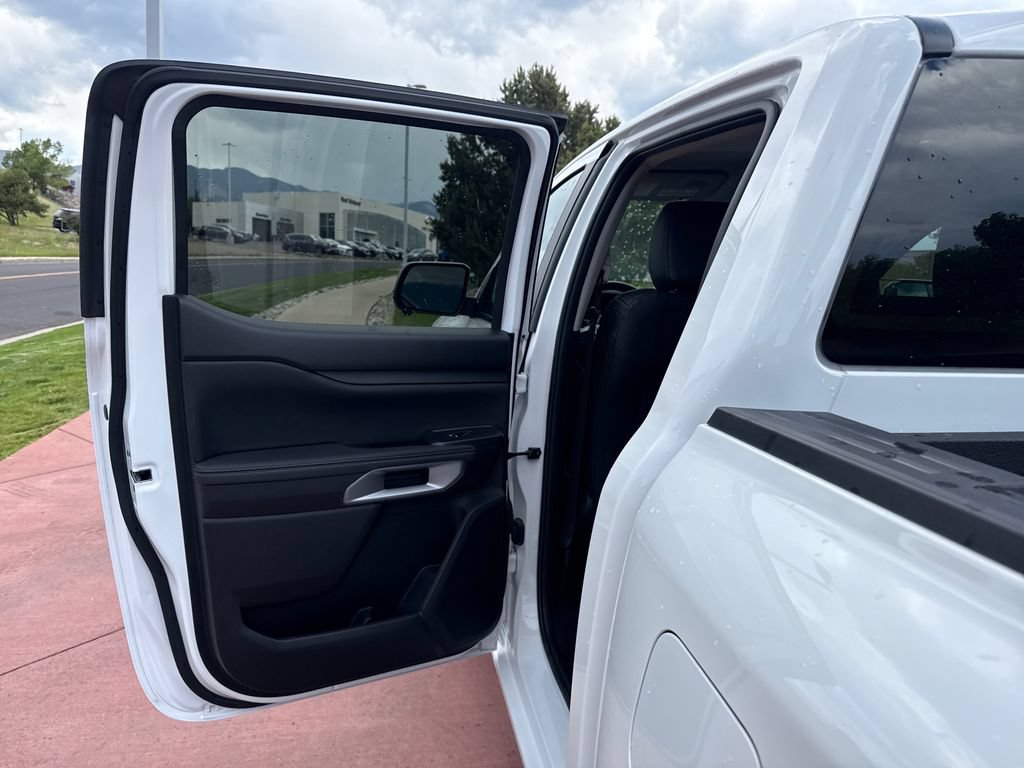 Certified 2025 Ford Ranger Lariat w/ Chrome Accent Package AWD/4WD image 20