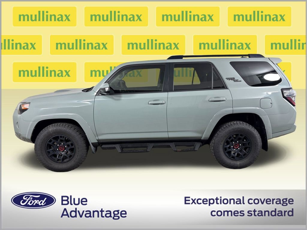 Used 2022 Toyota 4Runner TRD Off-Road AWD/4WD image 10