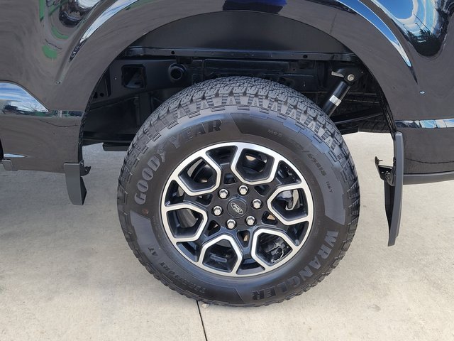 Certified 2022 Ford F150 XLT w/ Equipment Group 302A High image 14