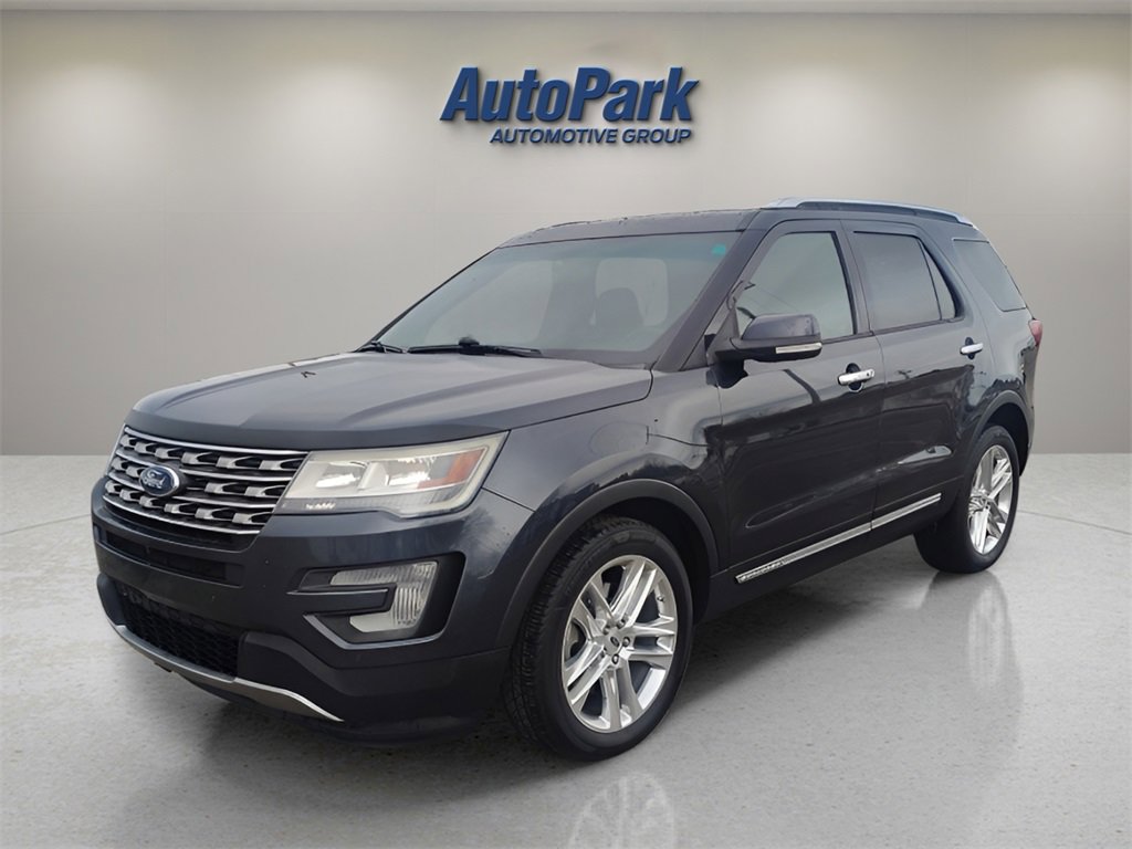 Certified 2017 Ford Explorer Limited image 3