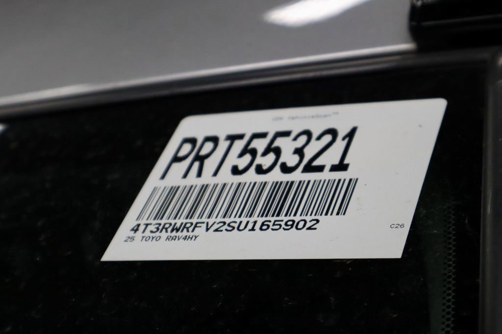 Used 2025 Toyota RAV4 XLE AWD/4WD image 31