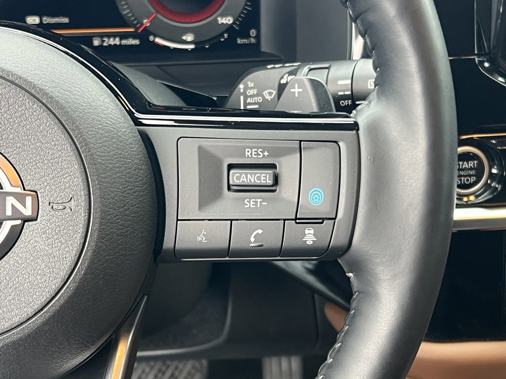 Used 2023 Nissan Pathfinder Platinum image 21