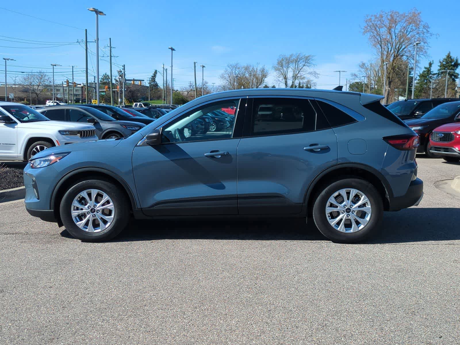 Certified 2023 Ford Escape Active AWD/4WD image 5