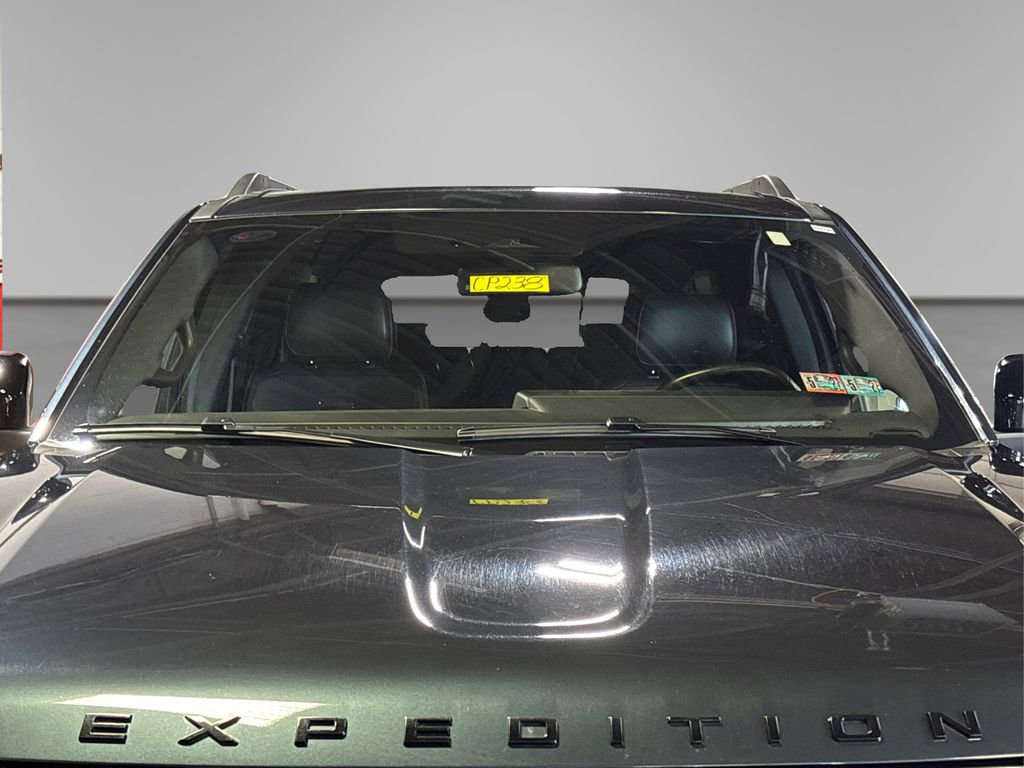Certified 2025 Ford Expedition Max Platinum w/ Stealth Performance Package AWD/4WD image 13