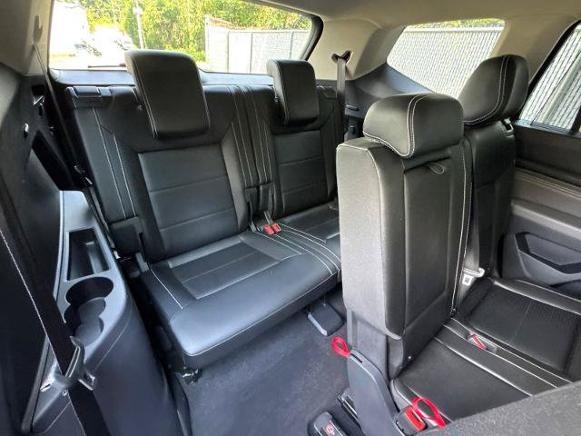 Used 2023 Volkswagen Atlas SE FWD image 28