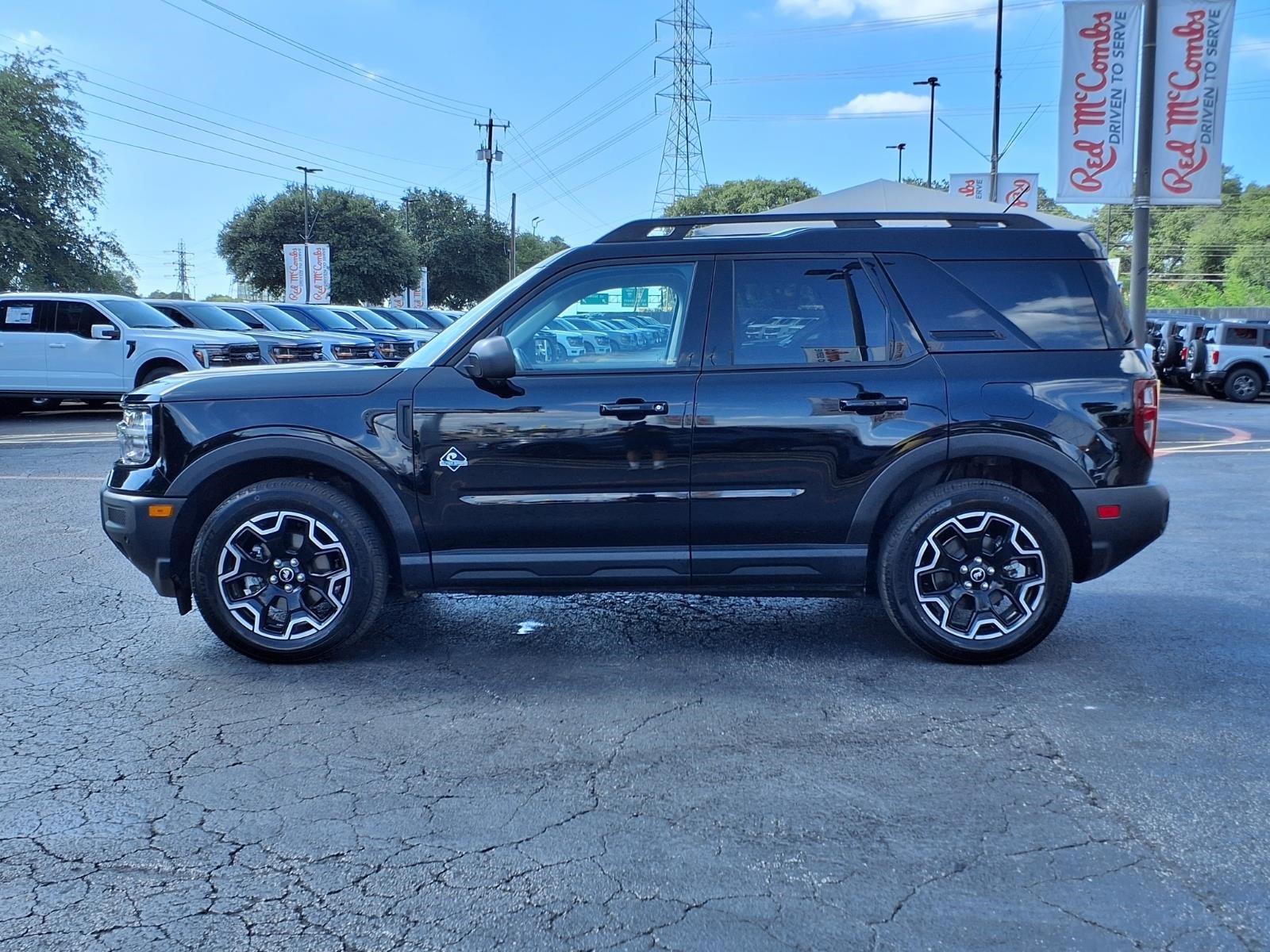 Certified 2025 Ford Bronco Sport Outer Banks w/ Outer Banks Tech Package+ AWD/4WD image 9