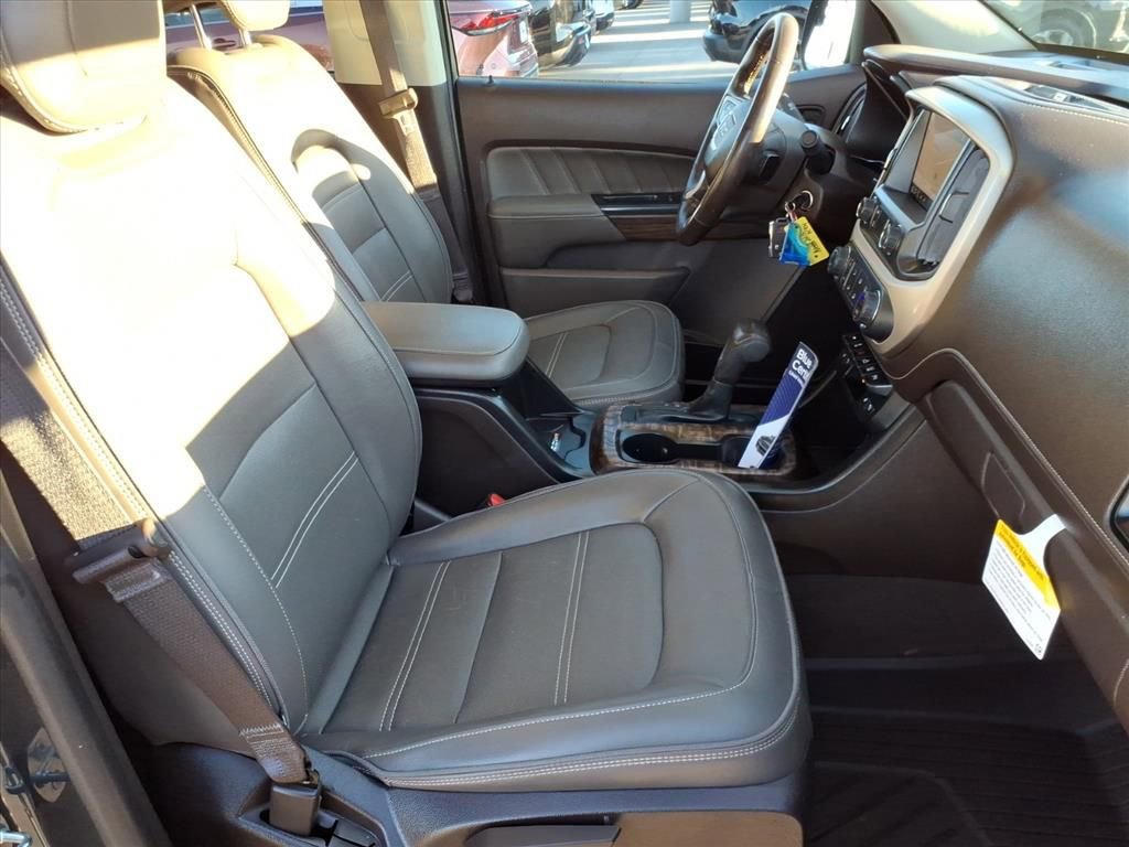 Used 2021 GMC Canyon Denali image 4