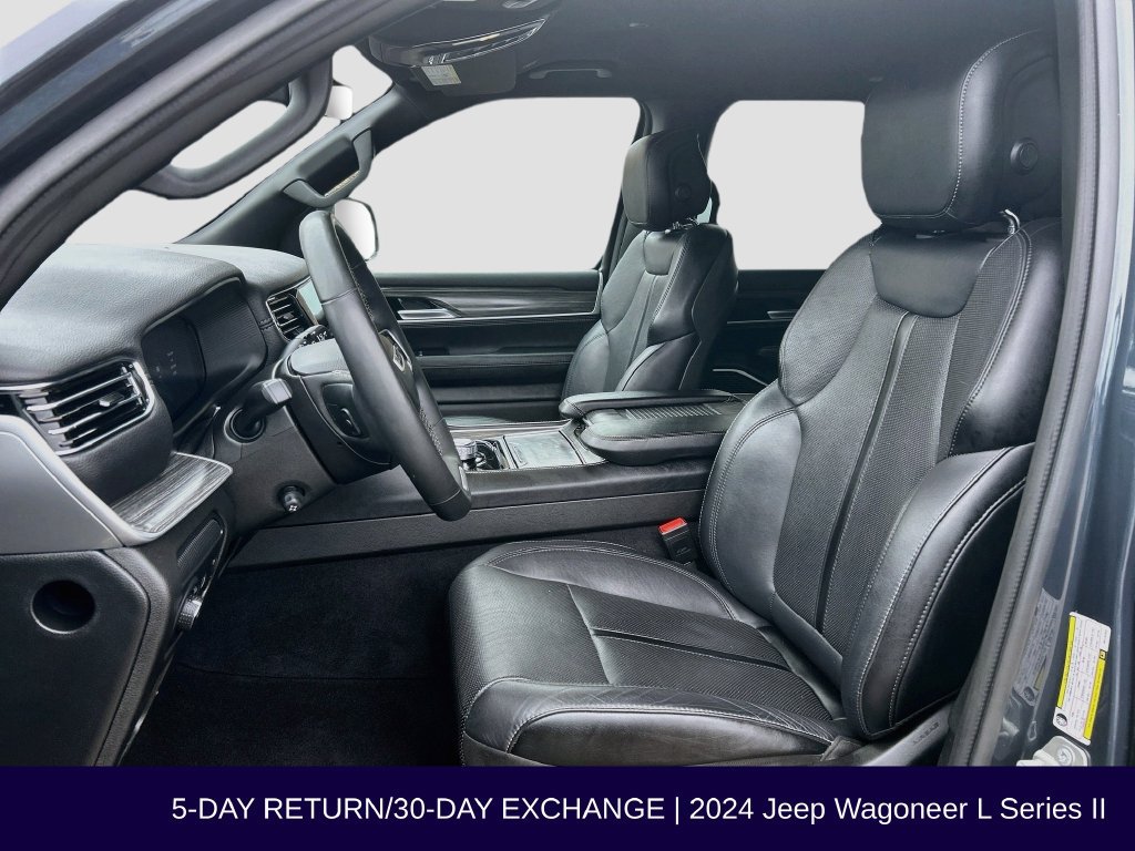 Used 2024 Jeep Wagoneer L Series II w/ Flexible Seating Group AWD/4WD image 6