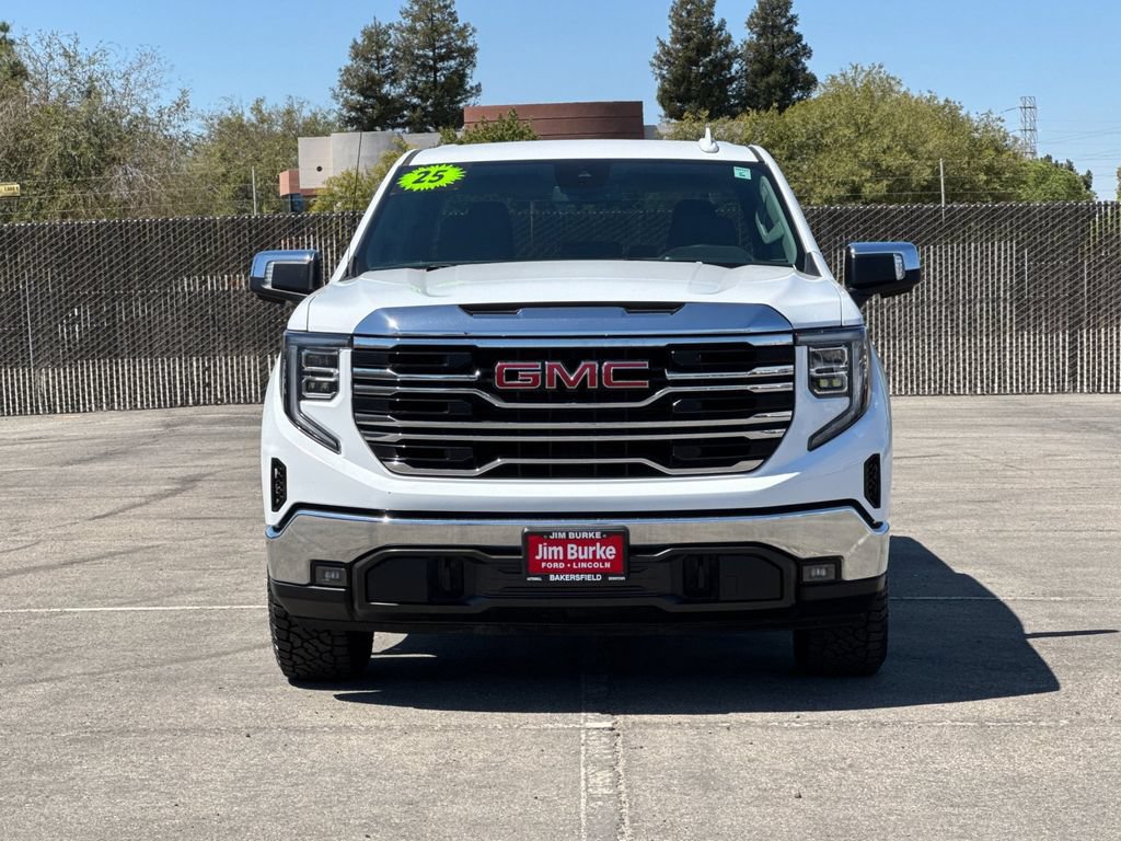 Used 2025 GMC Sierra 1500 SLT AWD/4WD image 8