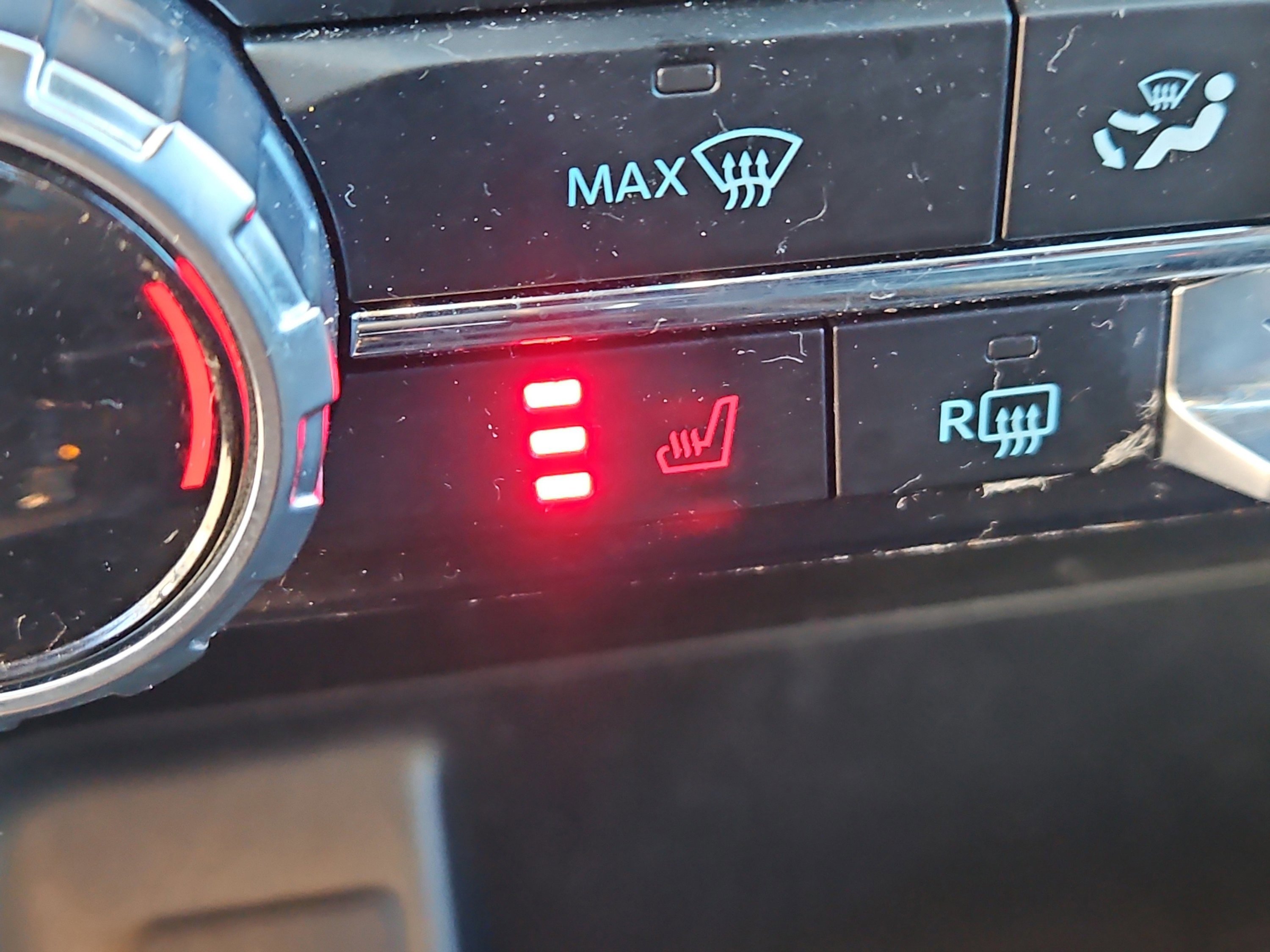 Certified 2023 Ford F150 XLT w/ Equipment Group 302A High image 17