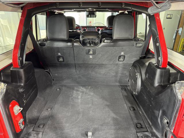 Used 2021 Jeep Wrangler Unlimited Rubicon AWD/4WD image 36