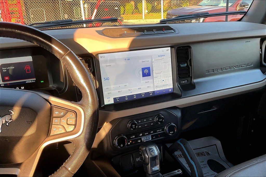 Certified 2023 Ford Bronco Wildtrak AWD/4WD image 5