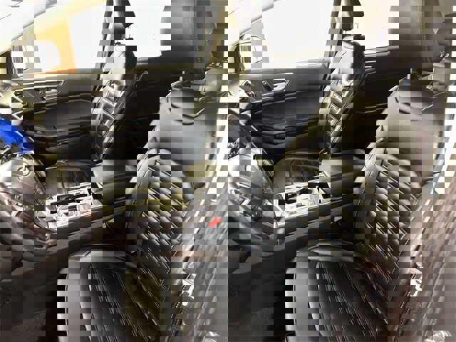 Certified 2024 Ford Edge SEL image 8