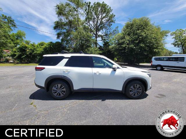 Used 2022 Nissan Pathfinder SV AWD/4WD image 6