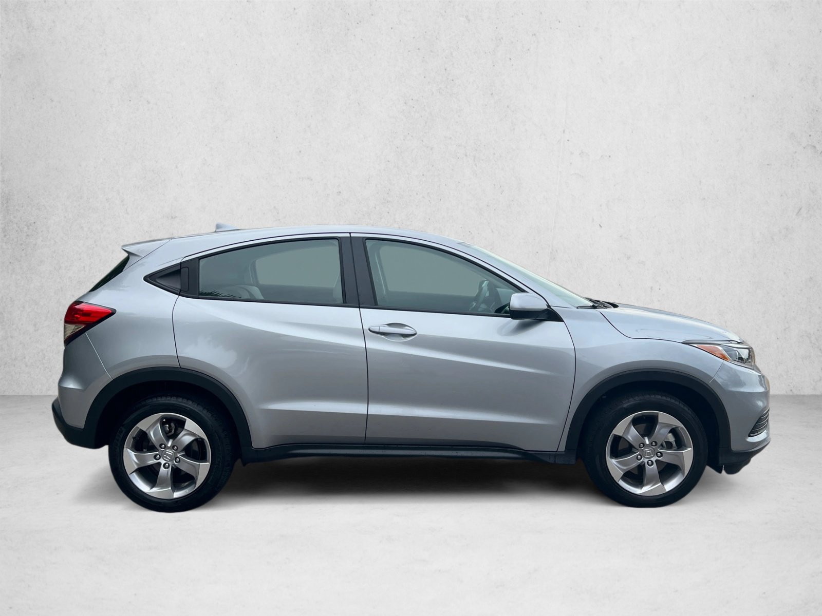 Used 2019 Honda HR-V LX image 4