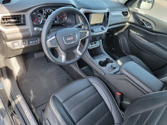 Used 2023 GMC Acadia Denali AWD/4WD image 18