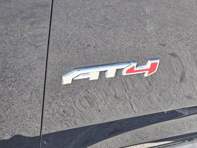 Used 2022 GMC Yukon AT4 image 10