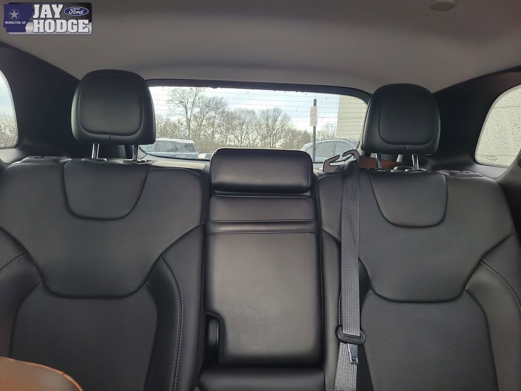 Used 2019 Jeep Cherokee Limited w/ Trailer Tow Group image 28