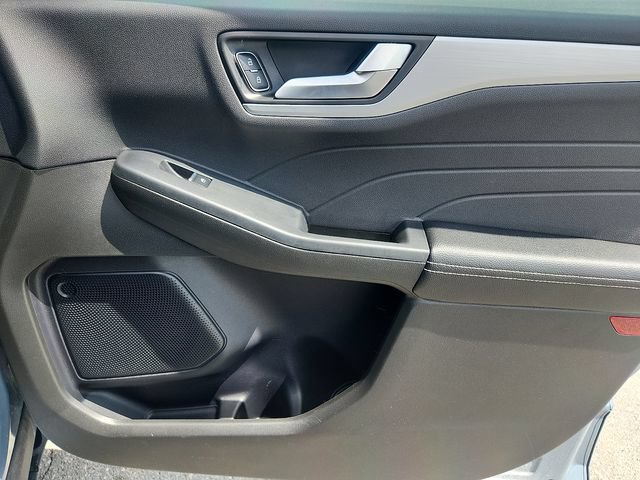 Certified 2024 Ford Escape Platinum AWD/4WD image 33