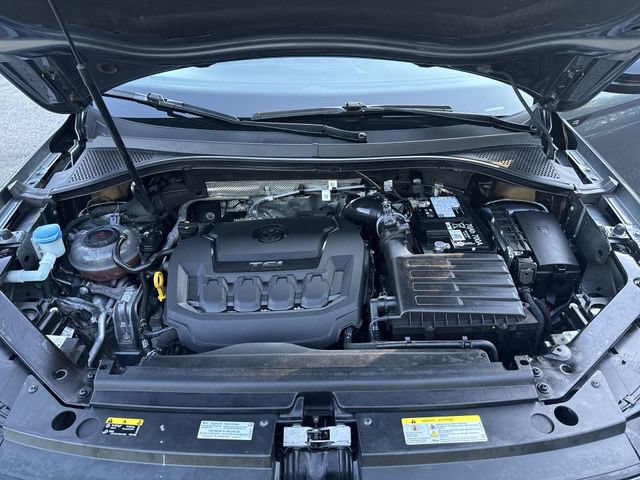 Used 2024 Volkswagen Tiguan SE R-Line FWD image 26