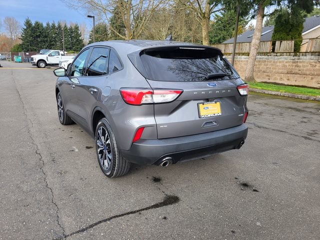 Certified 2022 Ford Escape SE w/ SE Sport Appearance Package image 3