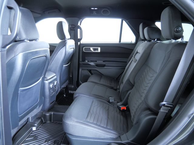 Certified 2020 Ford Explorer XLT w/ Comfort Package AWD/4WD image 14