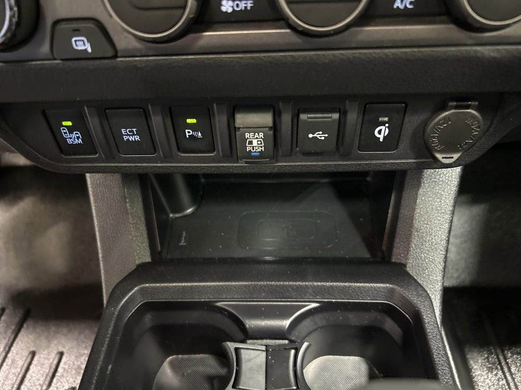 Used 2023 Toyota Tacoma TRD Off-Road w/ TRD Premium Off Road Package image 20