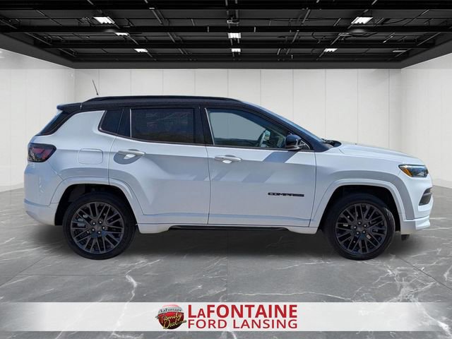 Used 2023 Jeep Compass High Altitude AWD/4WD image 6