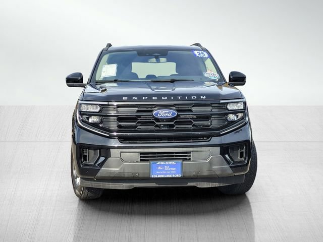Certified 2025 Ford Expedition Active image 5