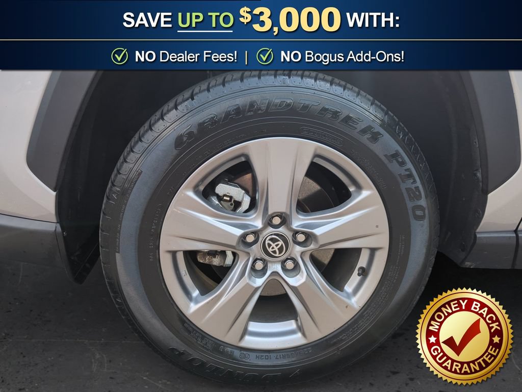 Used 2023 Toyota RAV4 XLE w/ Convenience Package FWD image 13