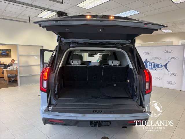 Certified 2025 Ford Expedition Active RWD image 12