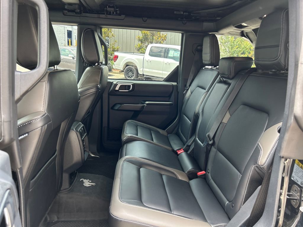 Certified 2025 Ford Bronco Outer Banks AWD/4WD image 13