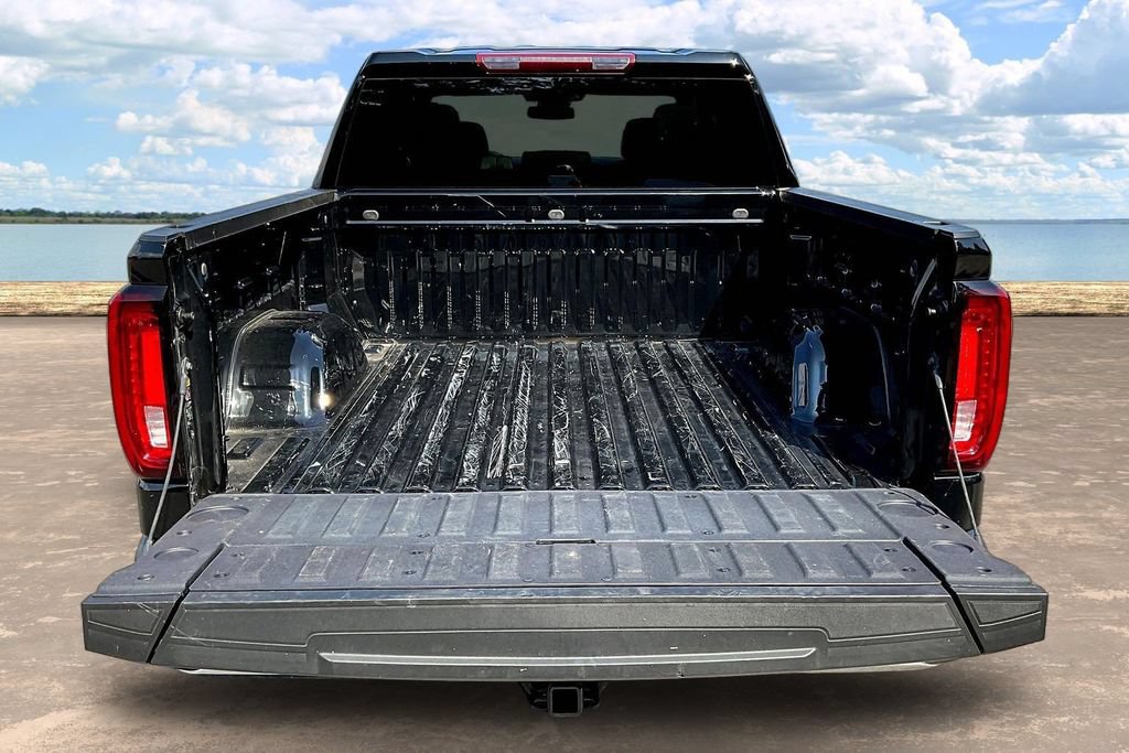 Used 2026 GMC Sierra 1500 SLT AWD/4WD image 9