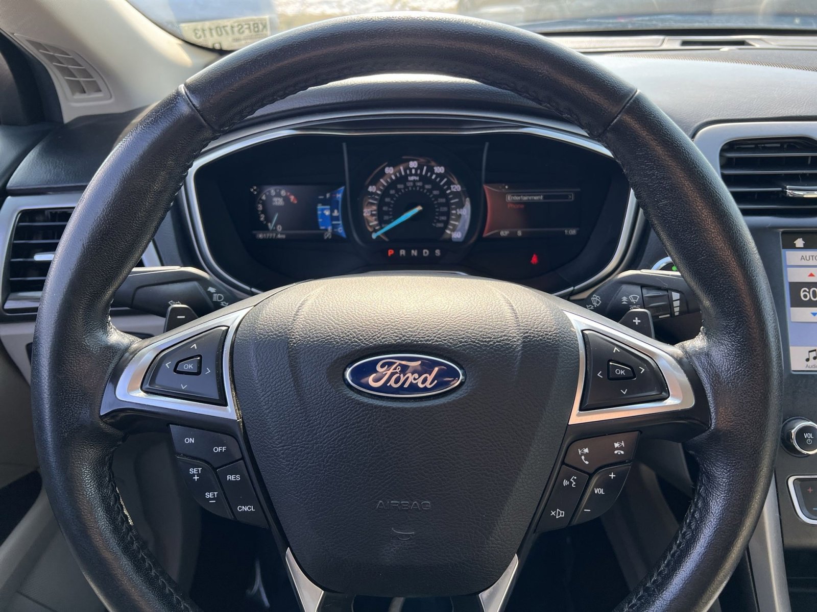 Certified 2017 Ford Fusion SE w/ Fusion SE Technology Package image 16