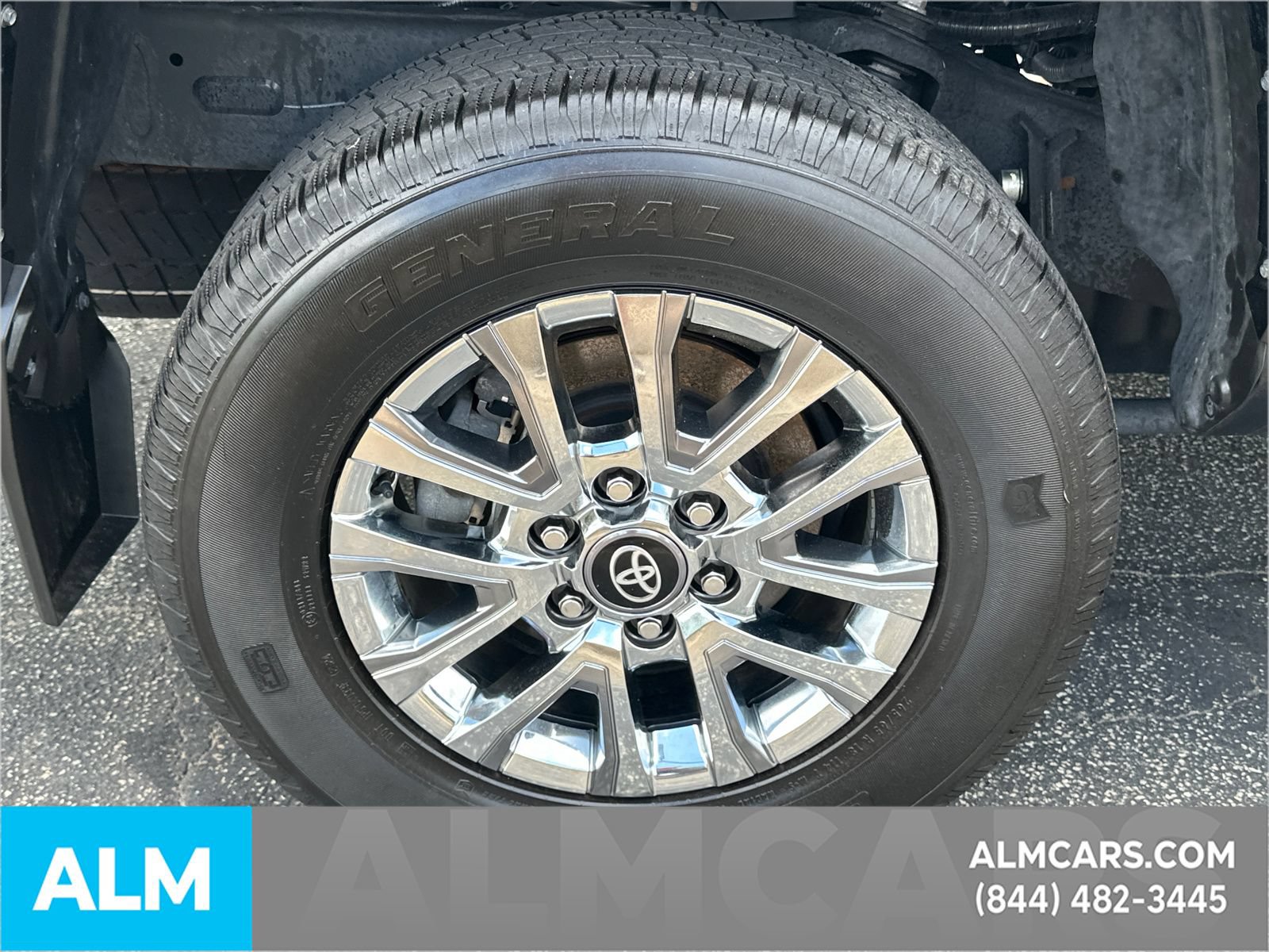 Used 2024 Toyota Tacoma Limited AWD/4WD image 20