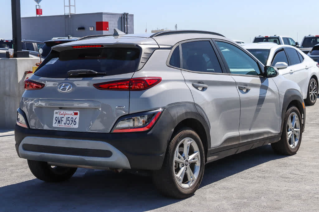 Used 2023 Hyundai Kona SEL AWD/4WD image 4