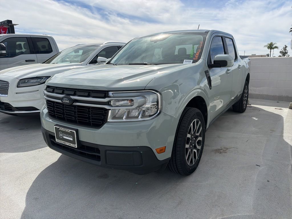 Certified 2023 Ford Maverick Lariat image 3