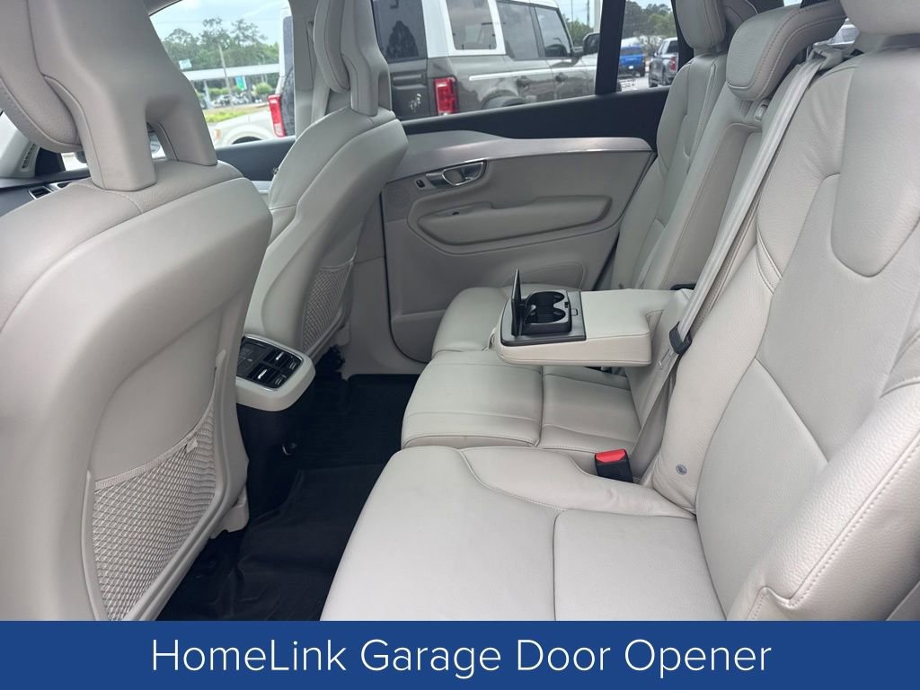 Used 2018 Volvo XC90 T6 Momentum w/ Convenience Package AWD/4WD image 14
