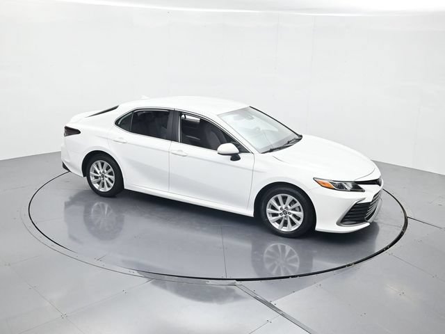 Used 2024 Toyota Camry LE FWD image 41
